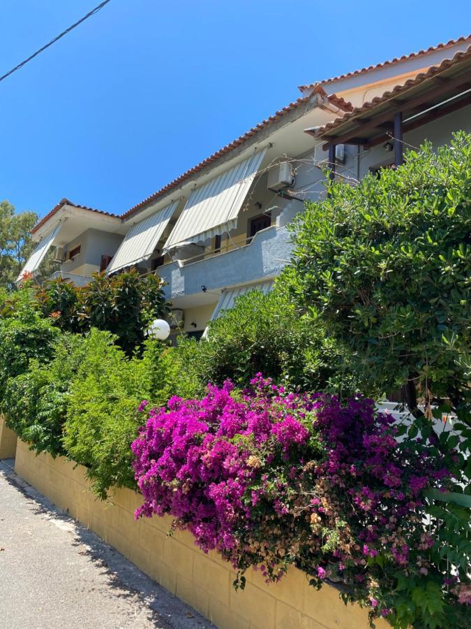 George Apartments Stoupa Stoúpa Exterior foto