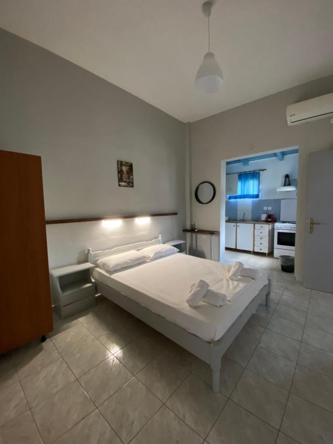 George Apartments Stoupa Stoúpa Exterior foto