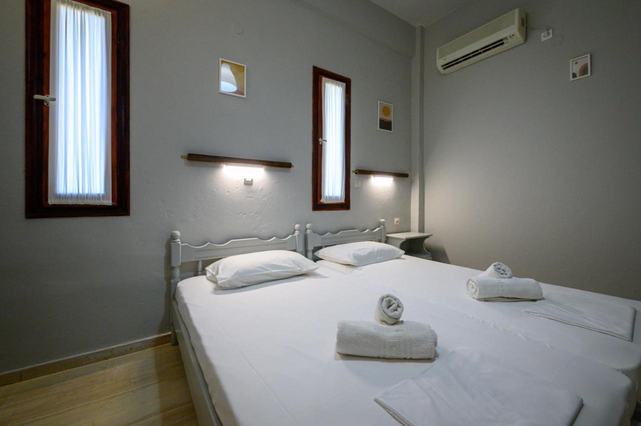 George Apartments Stoupa Stoúpa Exterior foto