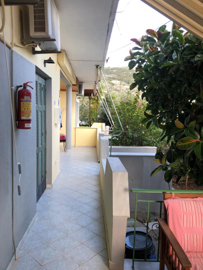 George Apartments Stoupa Stoúpa Exterior foto